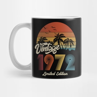 1972 vintage retro t shirt design Mug